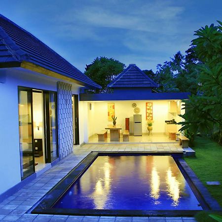 Grand Nismara Villa Seminyak Exterior photo